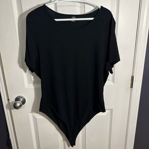💙 3/20$ Brand new black scoop neck bodysuit